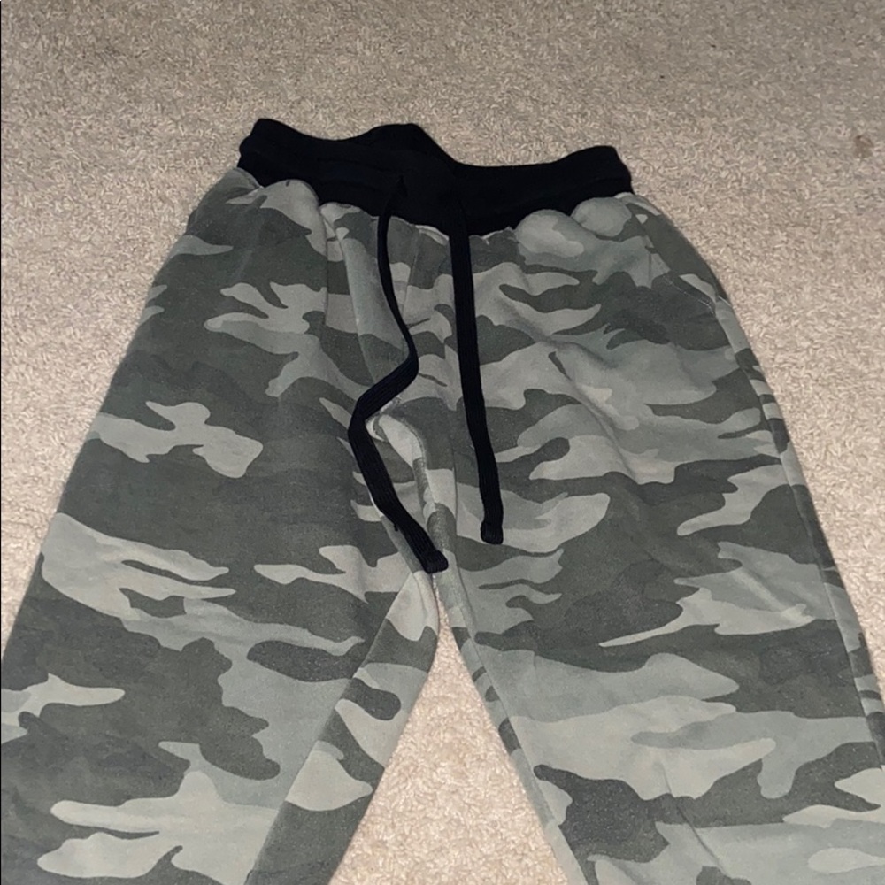 camo joggers